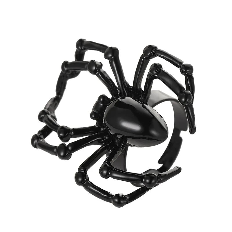 Yungqi Gothic Simulation Animal Spider Ring for Women men Finger Adjustable Ring Punk Style Halloween Spoof Toy Accessories