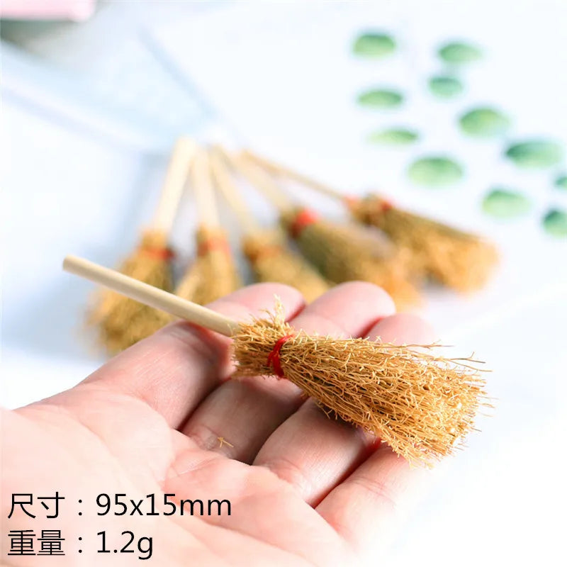 1/3/6pcs Mini Broom Witch Straw Brooms DIY Hanging Ornaments for Halloween Party Decoration Costume Props Dollhouse Accessories