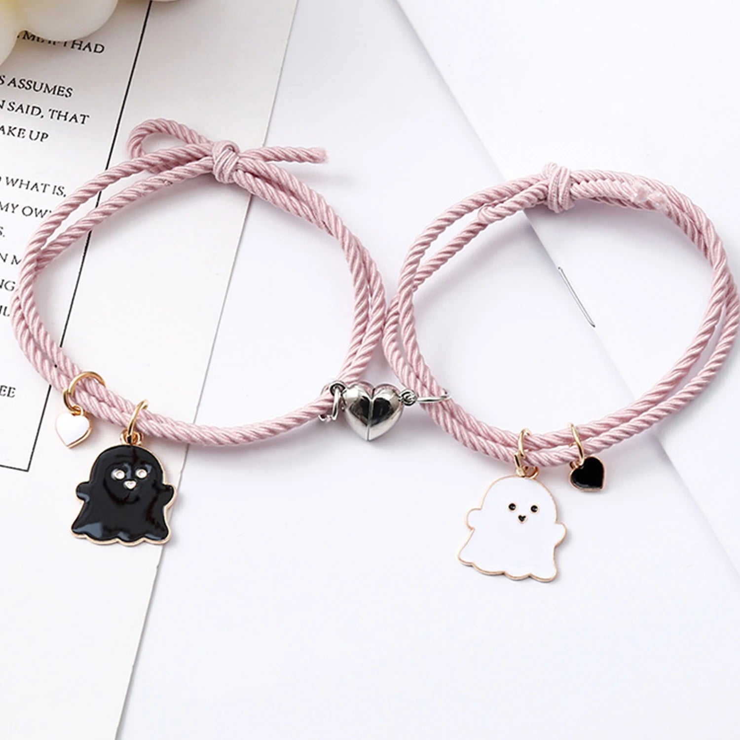 2Pcs Halloween Spider Bracelet For Women Men Magnetic Heart Couple Personality Bangles Lover Festive Jewelry Accessories Gifts