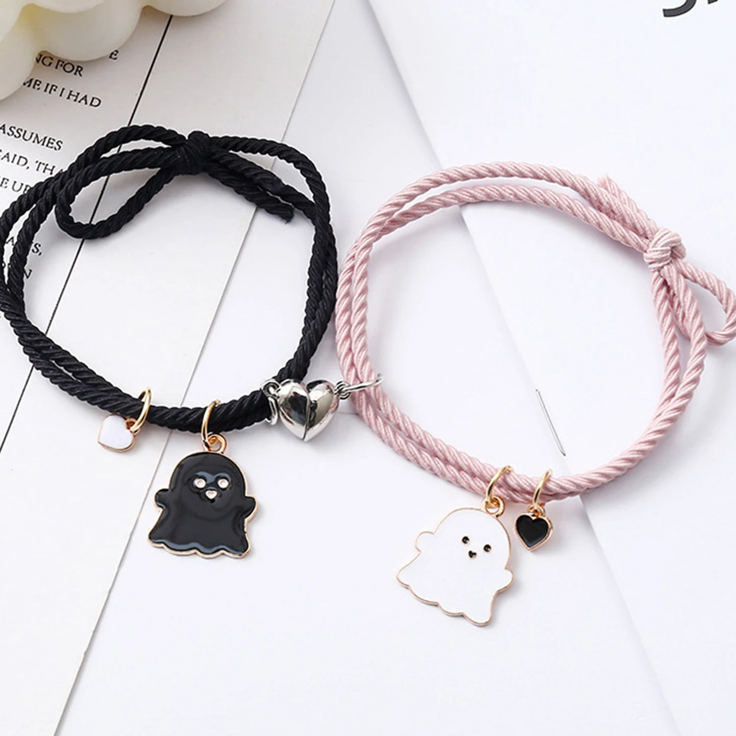 2Pcs Halloween Spider Bracelet For Women Men Magnetic Heart Couple Personality Bangles Lover Festive Jewelry Accessories Gifts