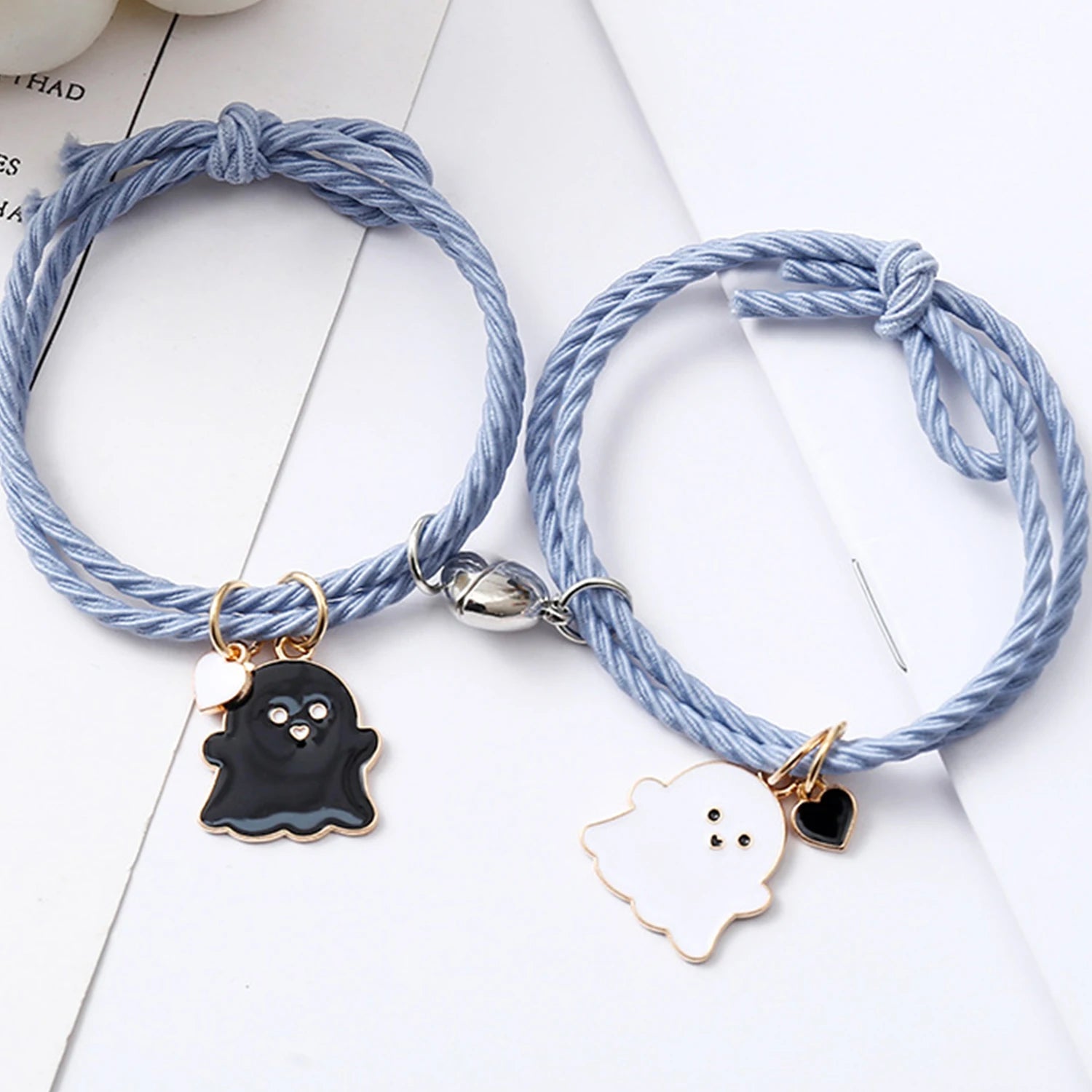 2Pcs Halloween Spider Bracelet For Women Men Magnetic Heart Couple Personality Bangles Lover Festive Jewelry Accessories Gifts