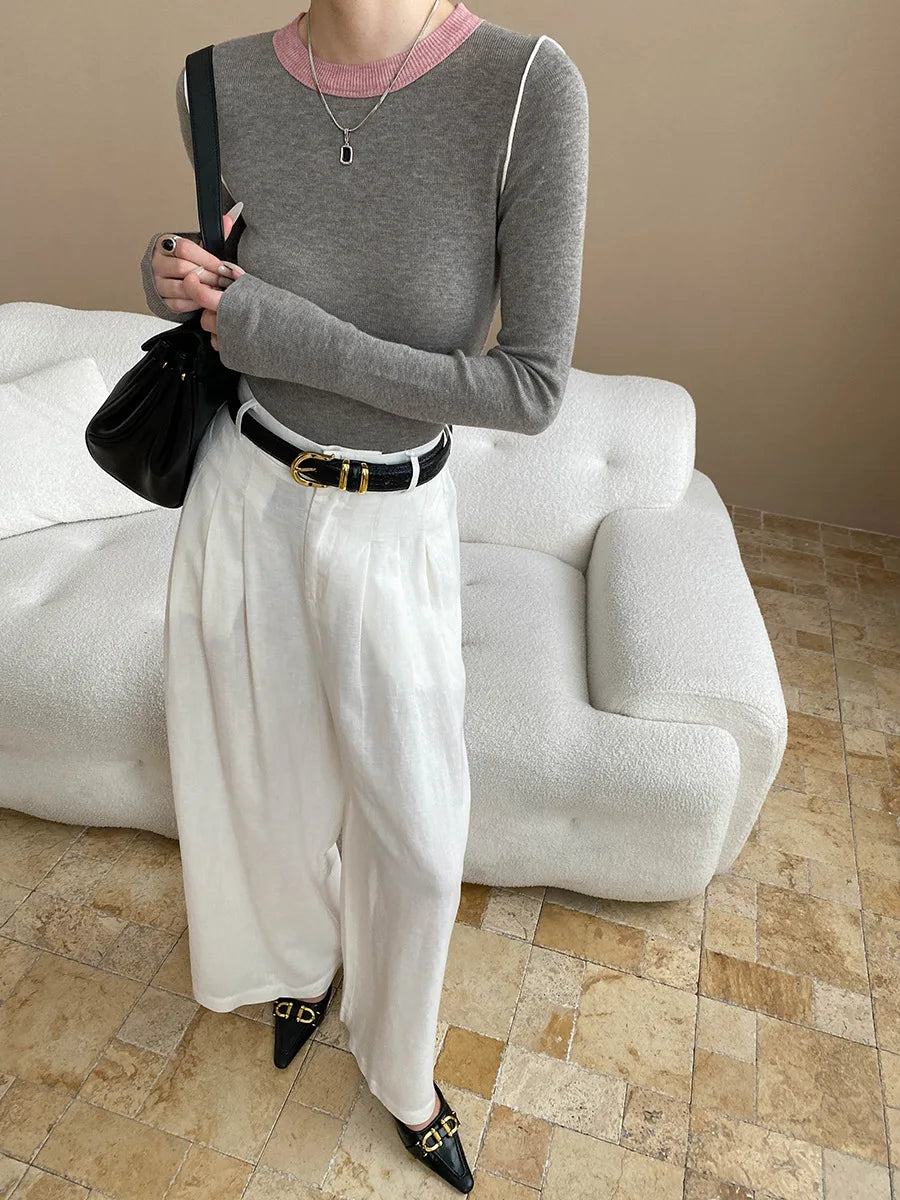 Autumn color palette design, contrasting colors, front shoulder streamlined, slim fit, slimming effect, base knit sweater