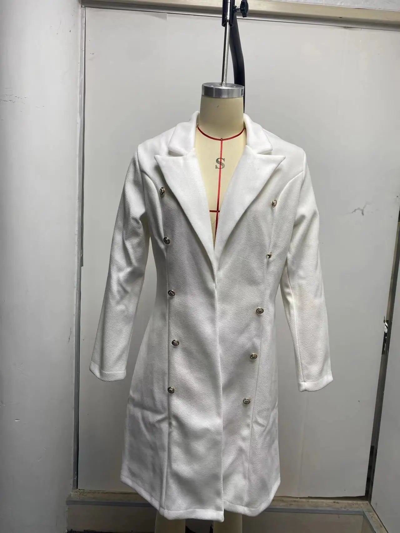 Autumn and Winter Women's Wear Versatile New Europe and America Autumn and Winter Long sleeved Double breasted Woolen Coat Coat