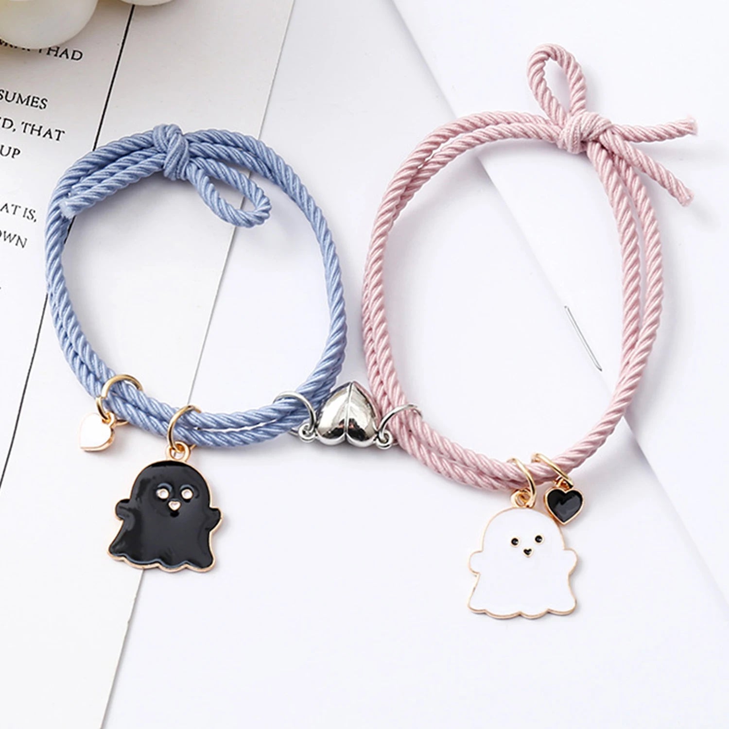 2Pcs Halloween Spider Bracelet For Women Men Magnetic Heart Couple Personality Bangles Lover Festive Jewelry Accessories Gifts