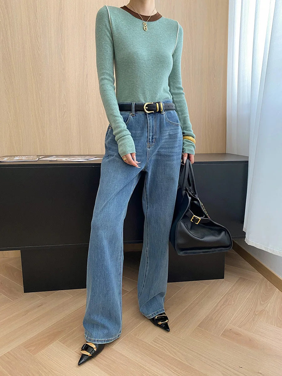 Autumn color palette design, contrasting colors, front shoulder streamlined, slim fit, slimming effect, base knit sweater