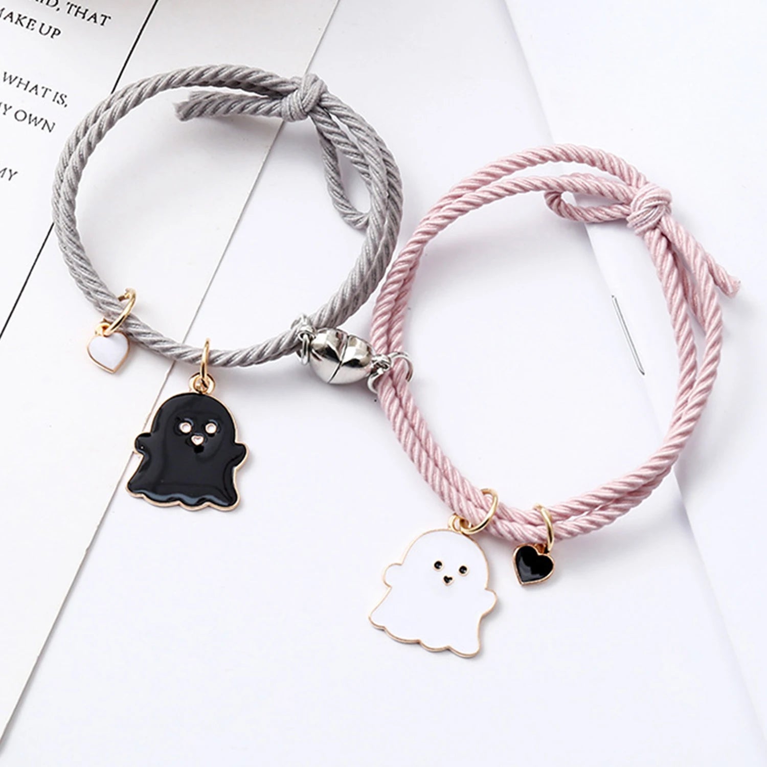 2Pcs Halloween Spider Bracelet For Women Men Magnetic Heart Couple Personality Bangles Lover Festive Jewelry Accessories Gifts