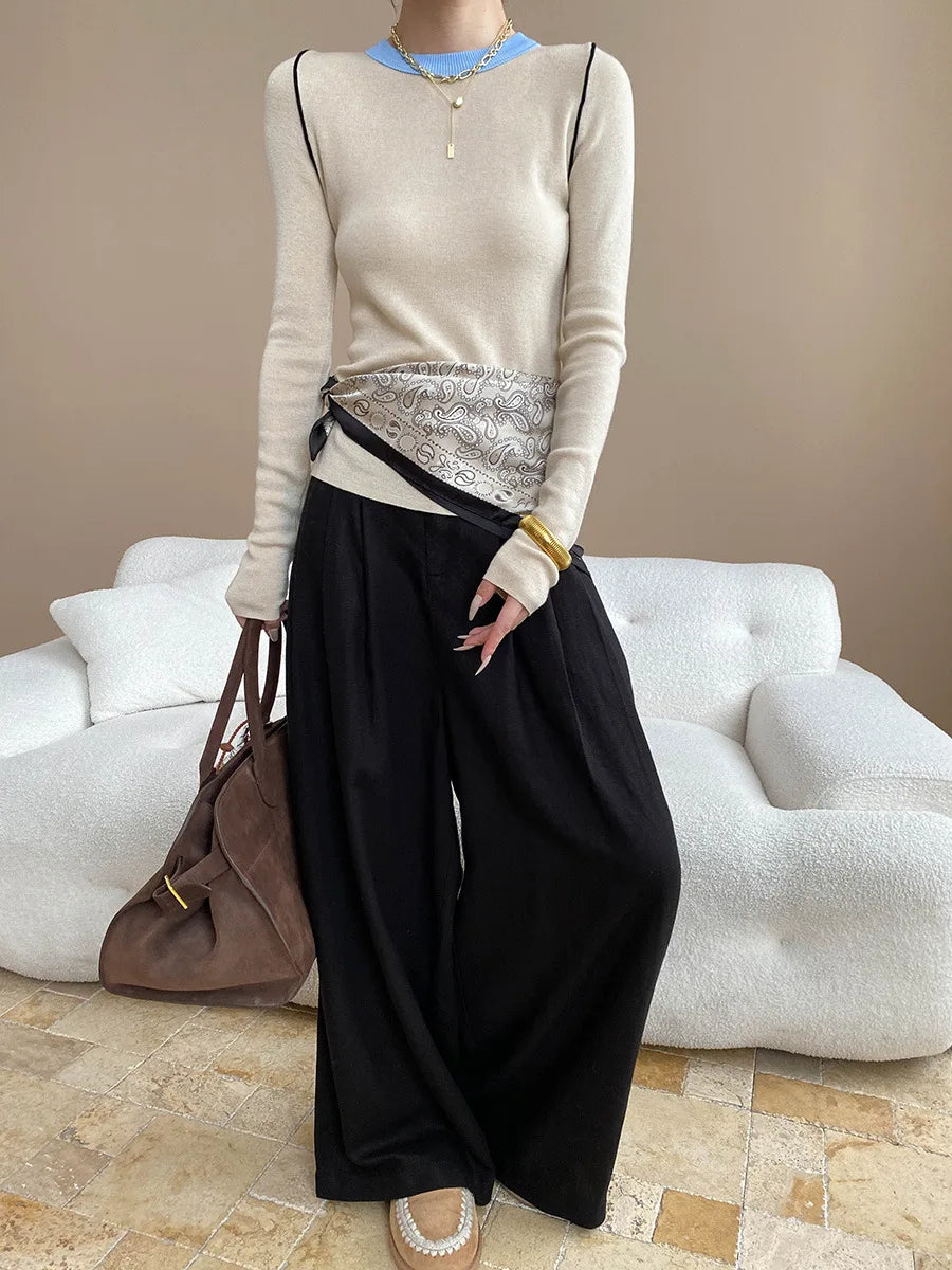 Autumn color palette design, contrasting colors, front shoulder streamlined, slim fit, slimming effect, base knit sweater