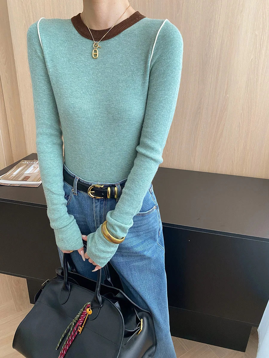 Autumn color palette design, contrasting colors, front shoulder streamlined, slim fit, slimming effect, base knit sweater